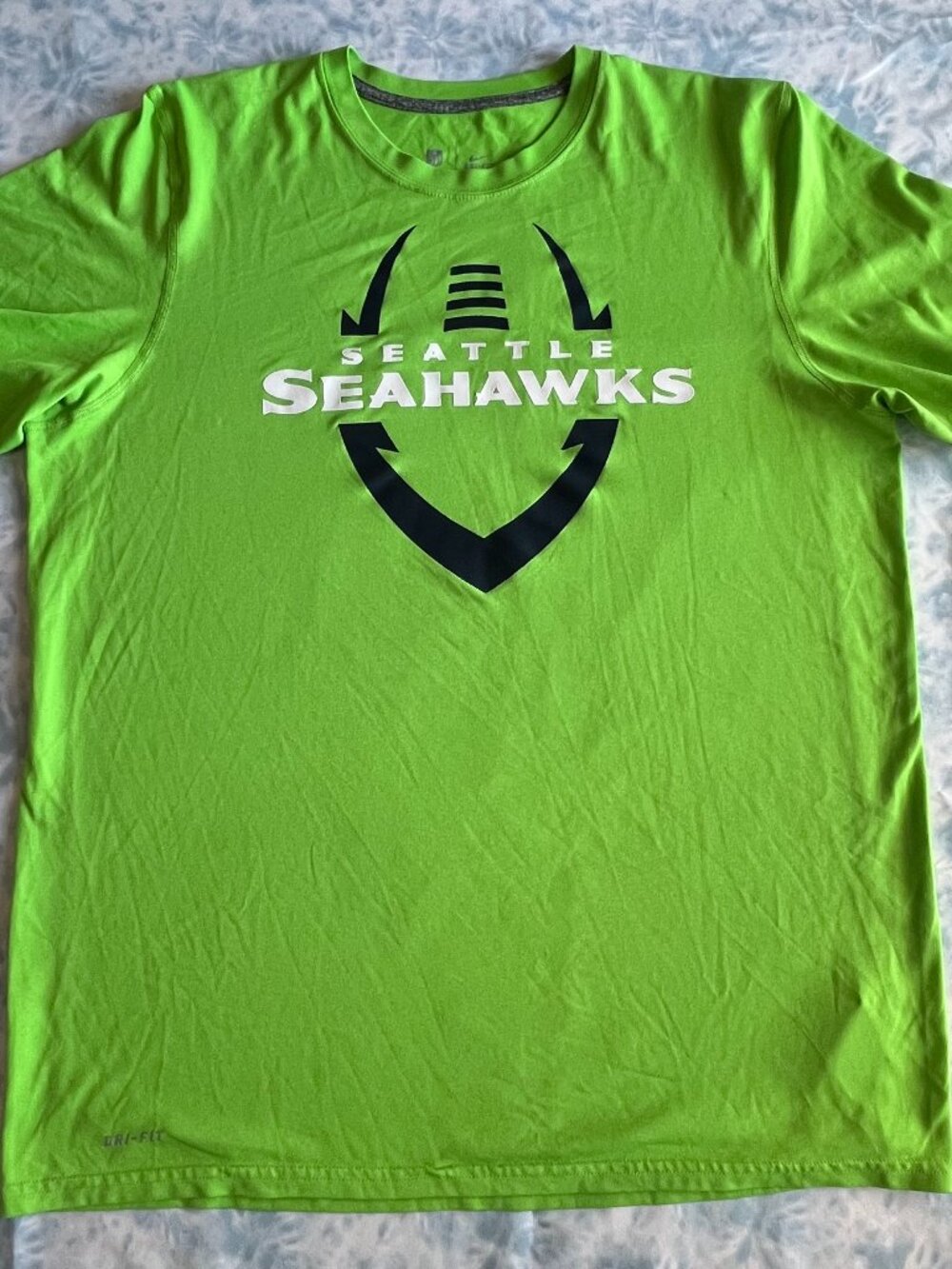 Seattle Seahawks Nike Dri-fit T-shirt Men's XL Neon Green